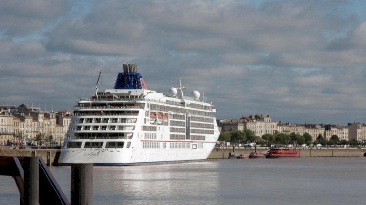 Hapag-Lloyd Kruz Gemisine Sadece Aşılı Yolcular Alınacak